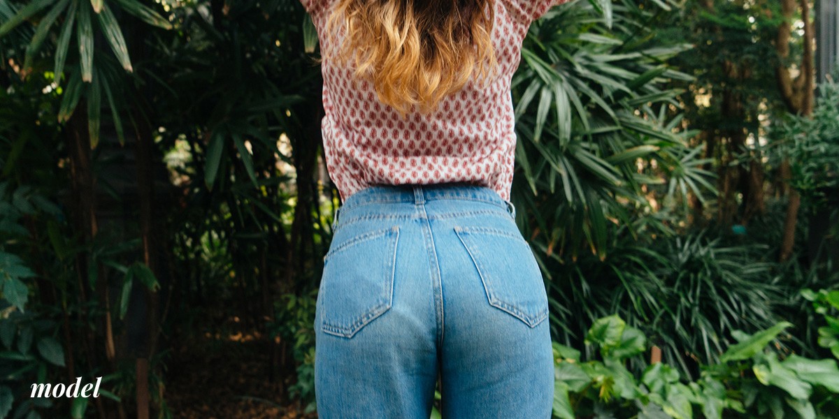 Rear view of Women's Torso in Blue Jeans